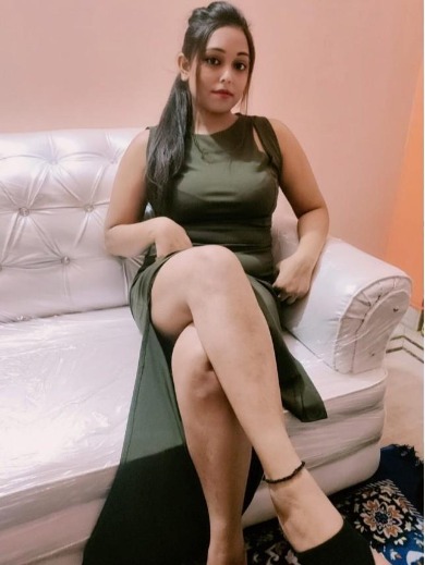 female Call Girls in Royal Plaza Hotel