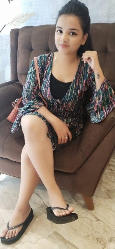 Call Girls service in Royal Plaza Hotel