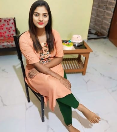 high profile Call Girls in Royal Plaza Hotel