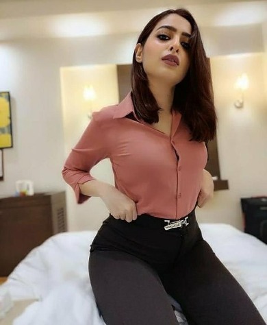 Call Girls in Royal Plaza Hotel